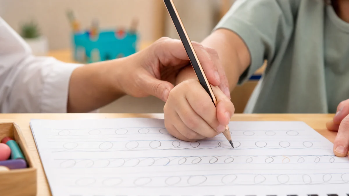 Qu'est-ce que la graphothérapie et à qui s'adresse la rééducation de l'écriture — Graphothérapie rééducation de l'écriture